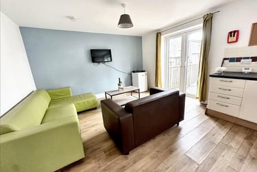 5 bed house, Quaker Lane, Peverell, Plymouth, PL34FA - Image 4